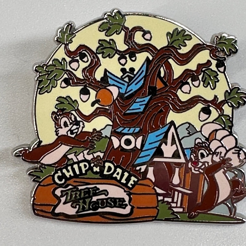 Disney Pin CHIP 'N DALE TREE HOUSE 2009 Mickey's TOONTOWN Attraction PP72310